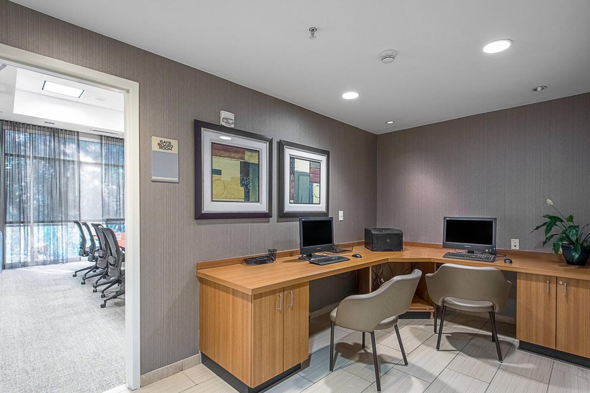 Springhill Suites Tampa North/Tampa Palms Exterior photo