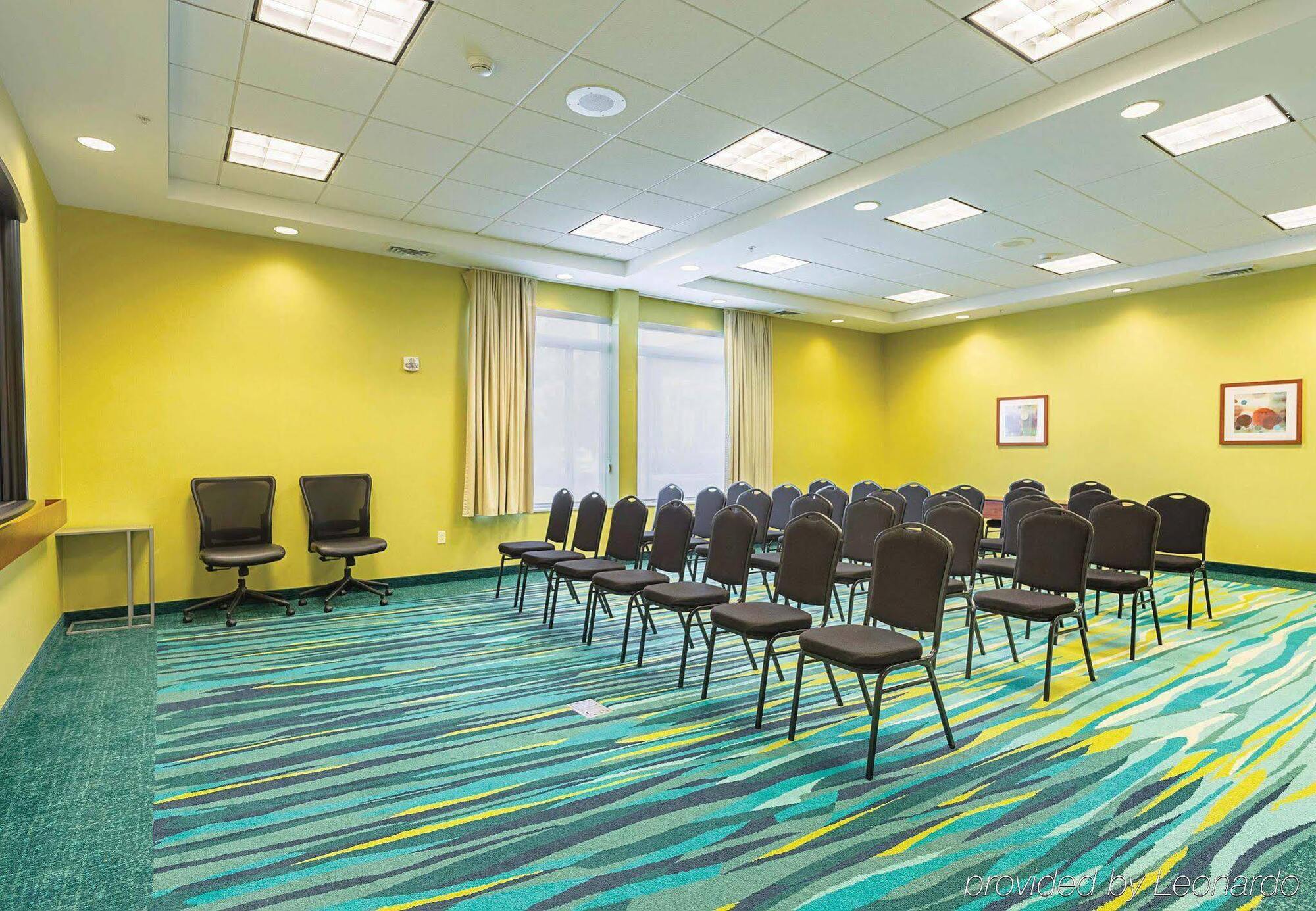 Springhill Suites Tampa North/Tampa Palms Exterior photo